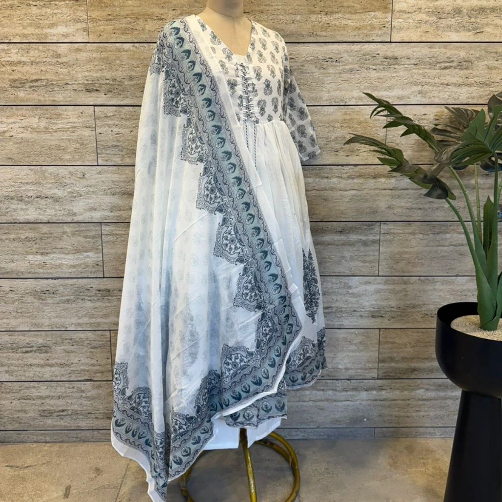 Mul cotton block print dupatta set with lining
