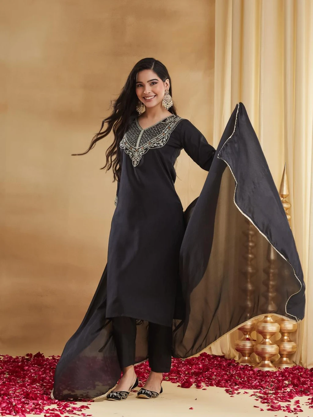 WOMENS PURE VISCOSE REYON SLUB EMBROIDERED KURTA SETS