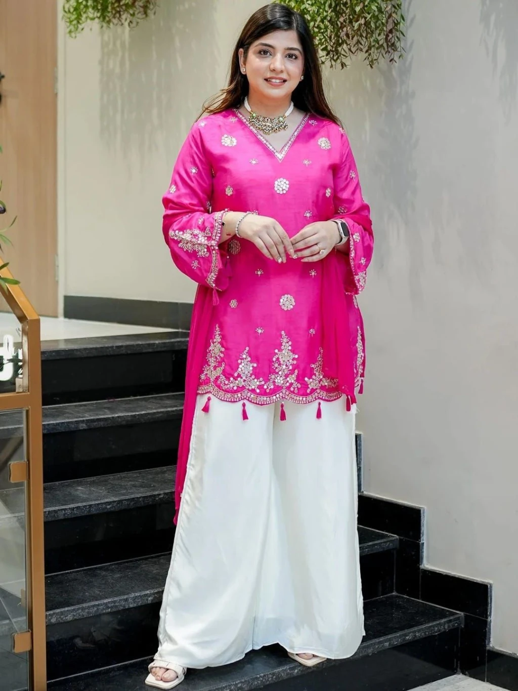 WOMENS PURE VISCOSE SILK KURTA SETS WITH DUPPATA