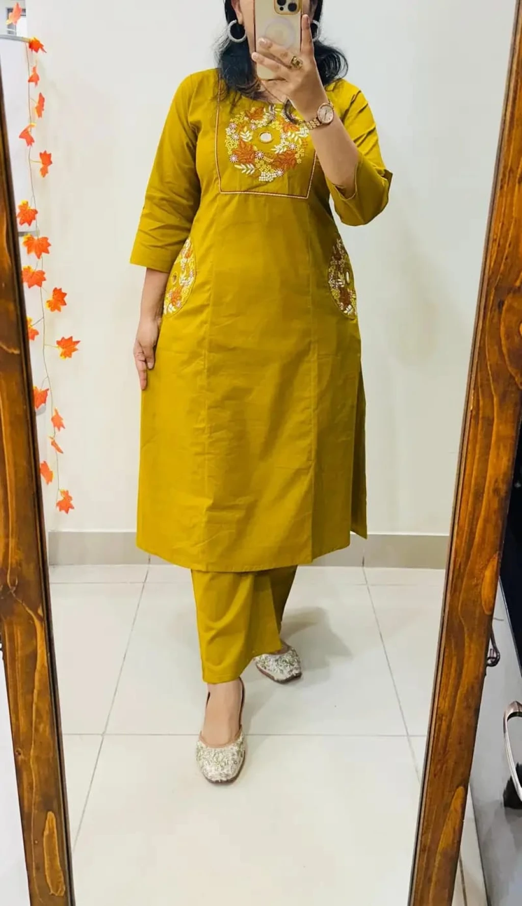 Beautiful embroidery  mirror work ke saath elegant aur comfortable look