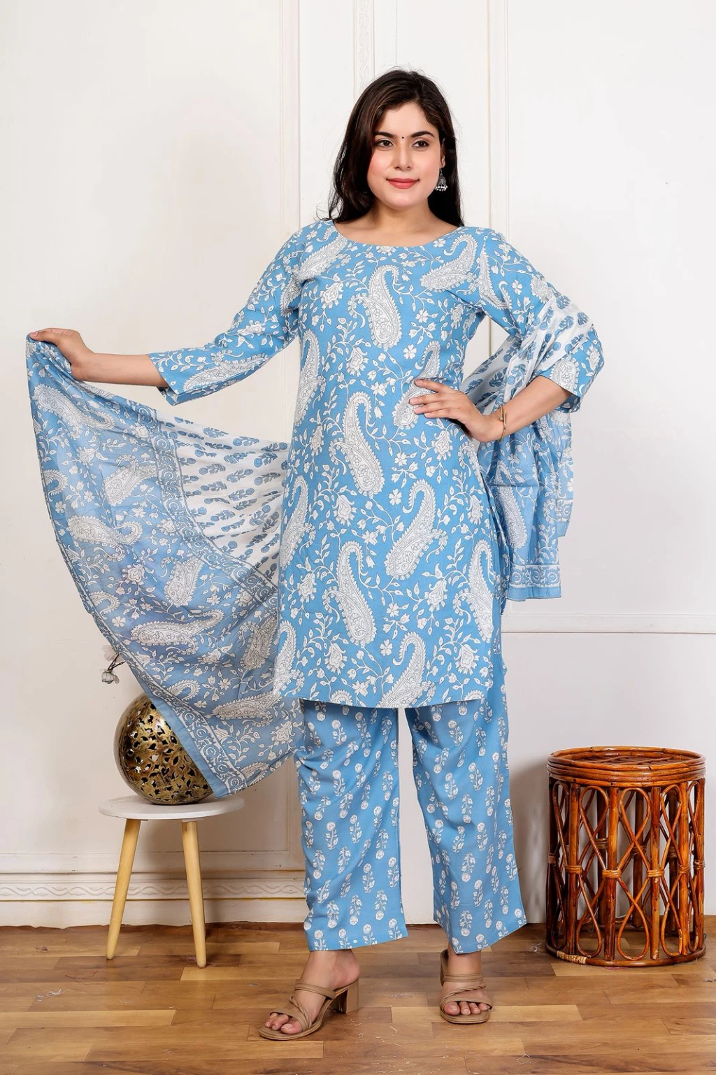 Beautiful Rayon Printed kurti with pant and dupatta Set