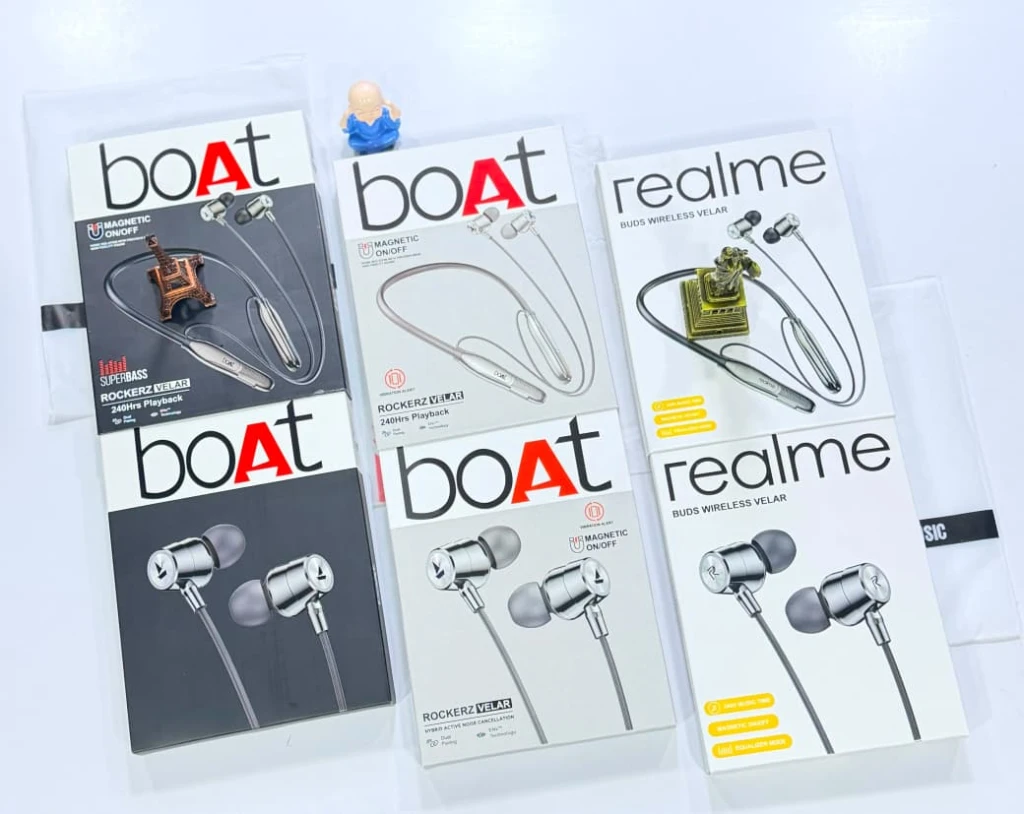 Boat, Realme Velar