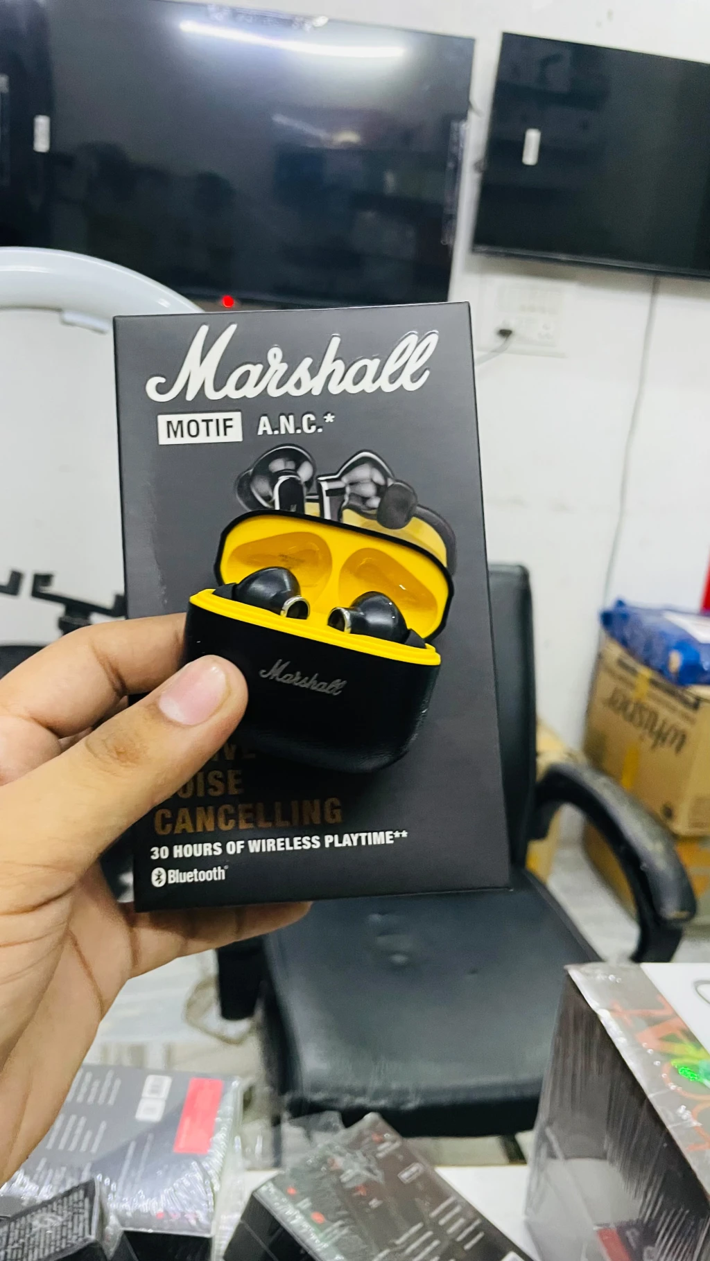 MARSHALL MoTIF A.N.C
