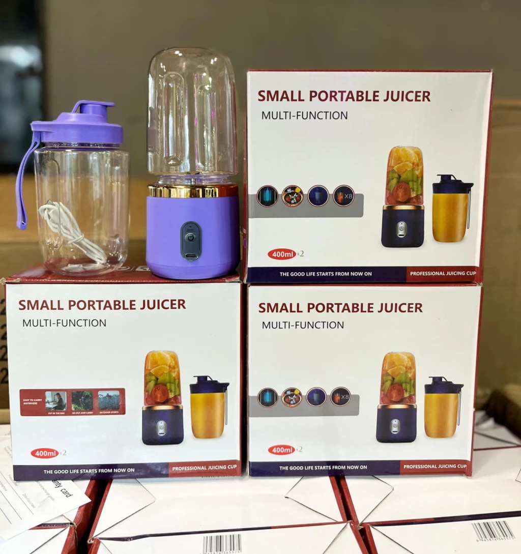 Juicer with jar